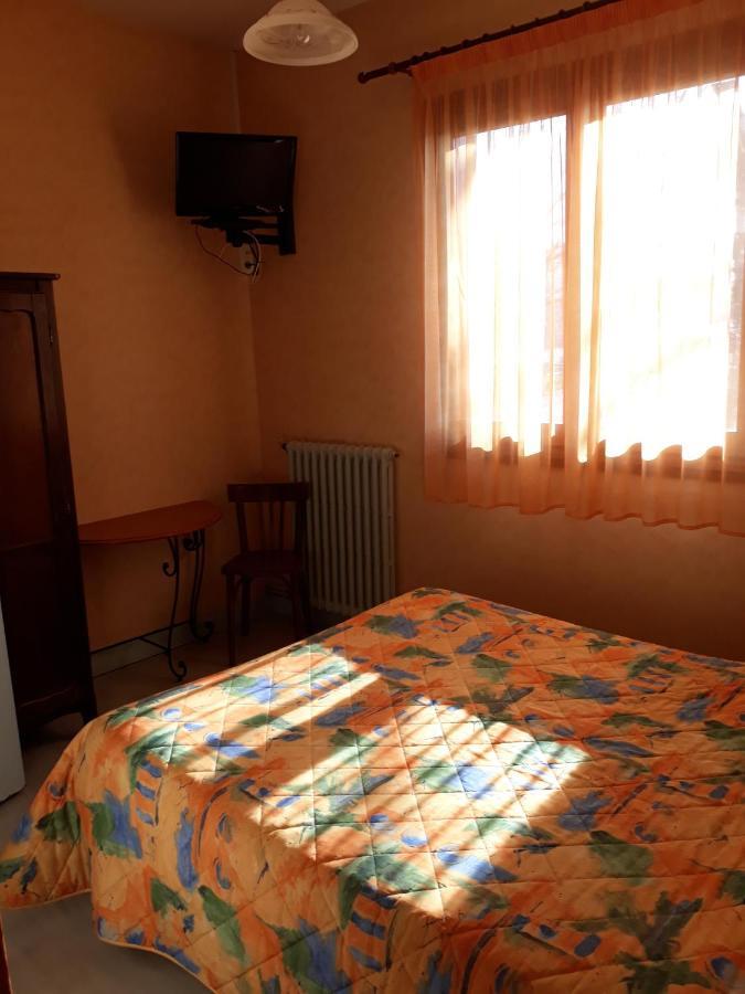 فندق Le Relais De Boralde اسباليون المظهر الخارجي الصورة